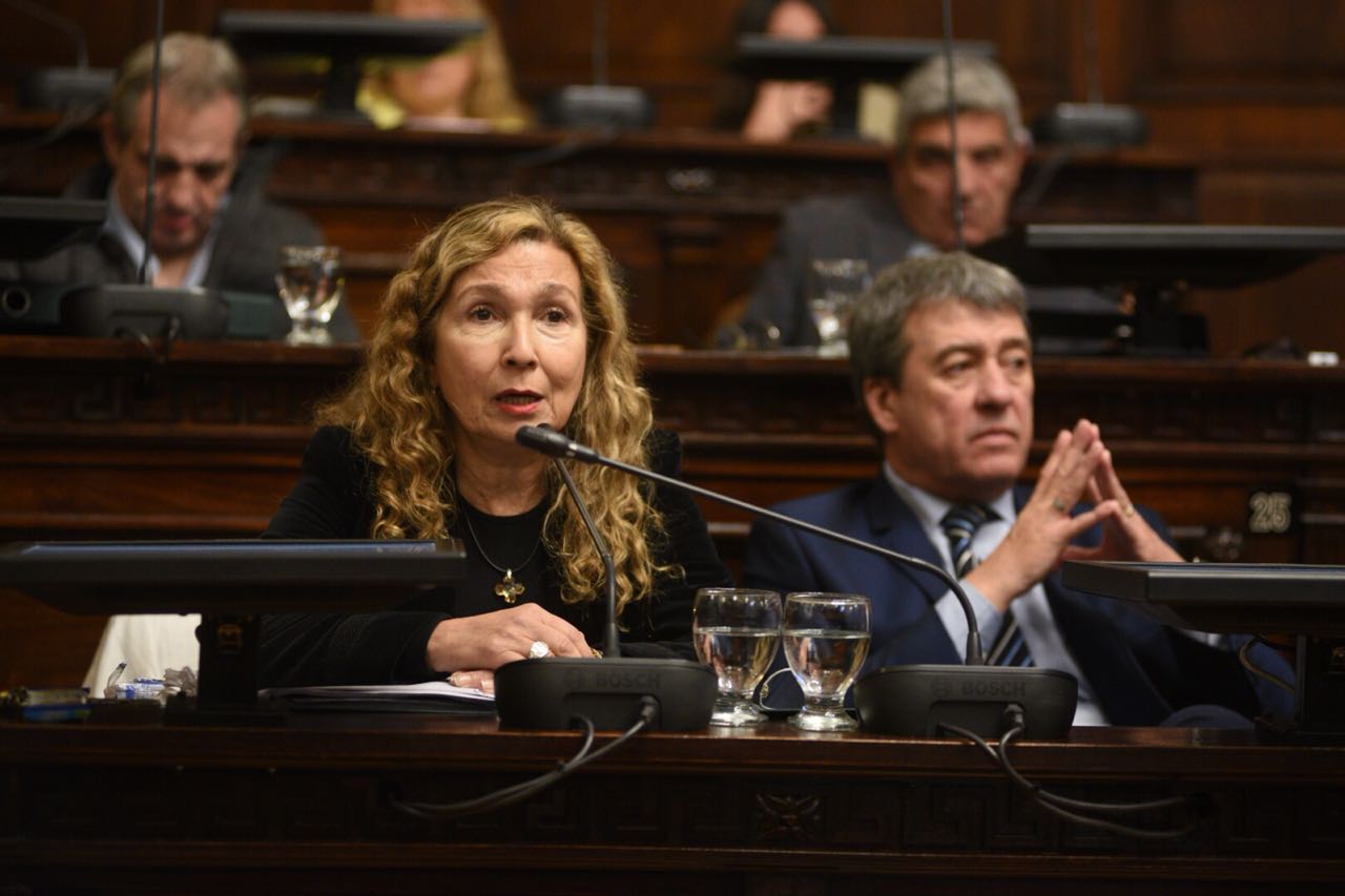 Fadel en sesión de acuerdos Garay