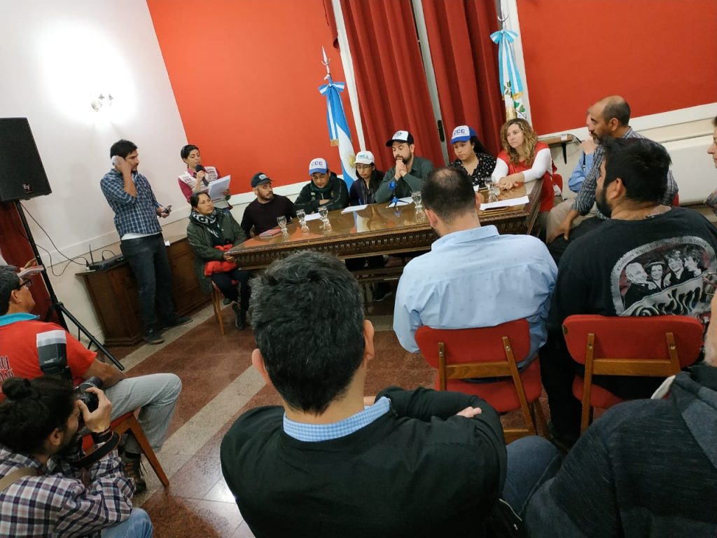 La actividad se desarrolló en el salón Rojo