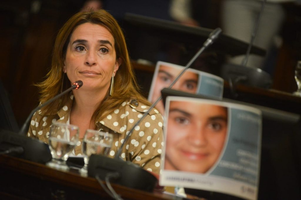 La senadora Lacoste participó del debate en el recinto