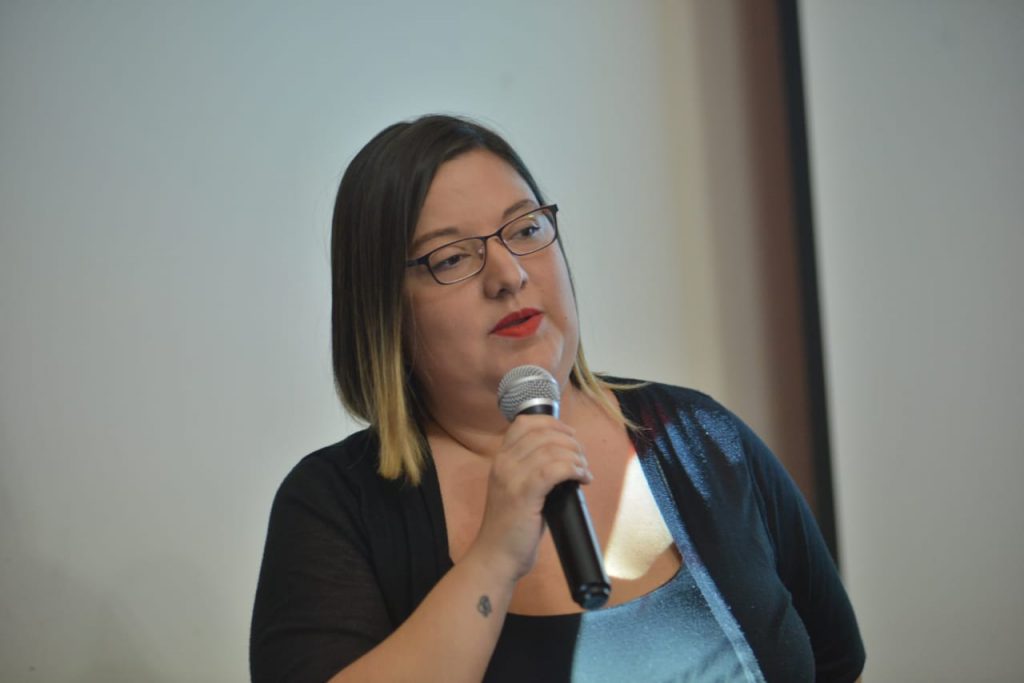 charla