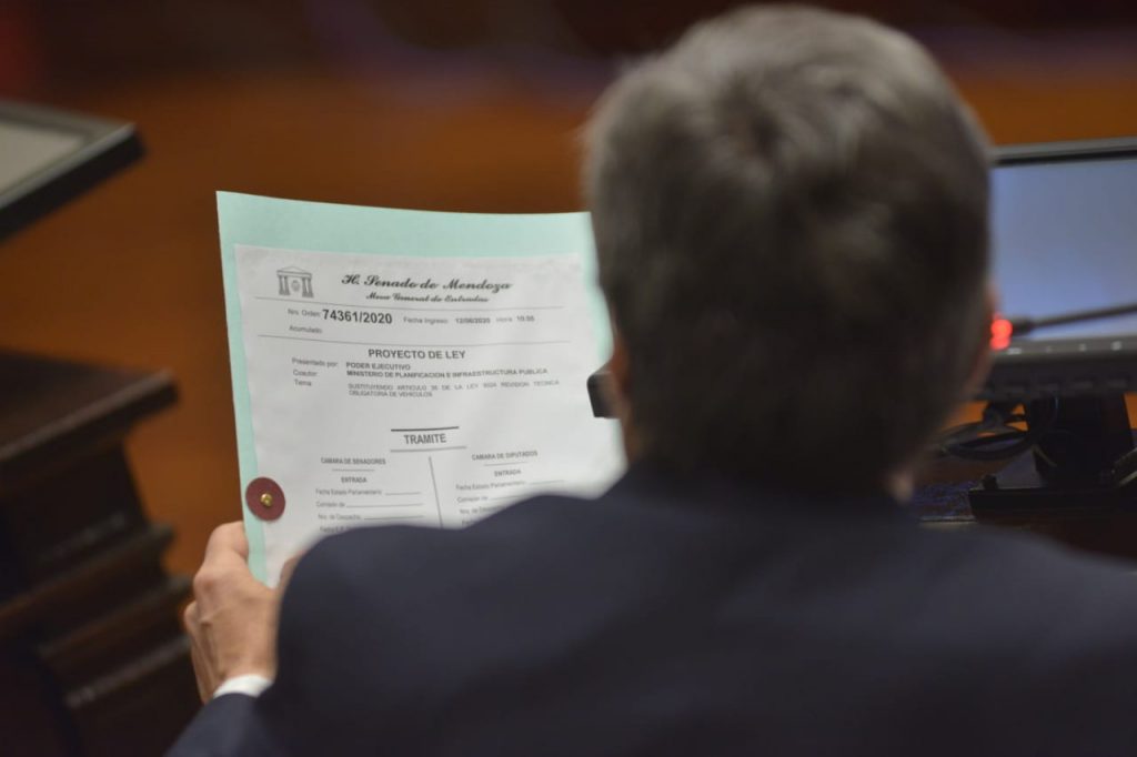 Sesión senado 16 de junio