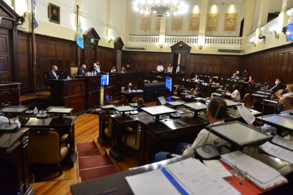 extiende por 12 meses la renovación de unidades de transporte