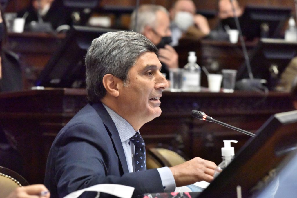 área fundacional terreno