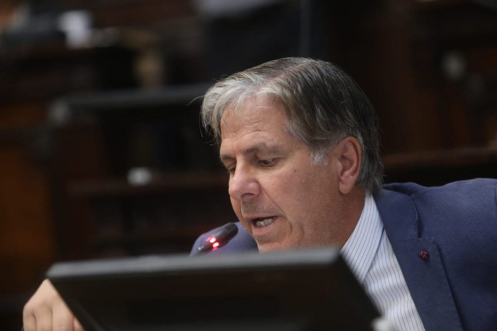 Modifican la Ley de Ética Pública