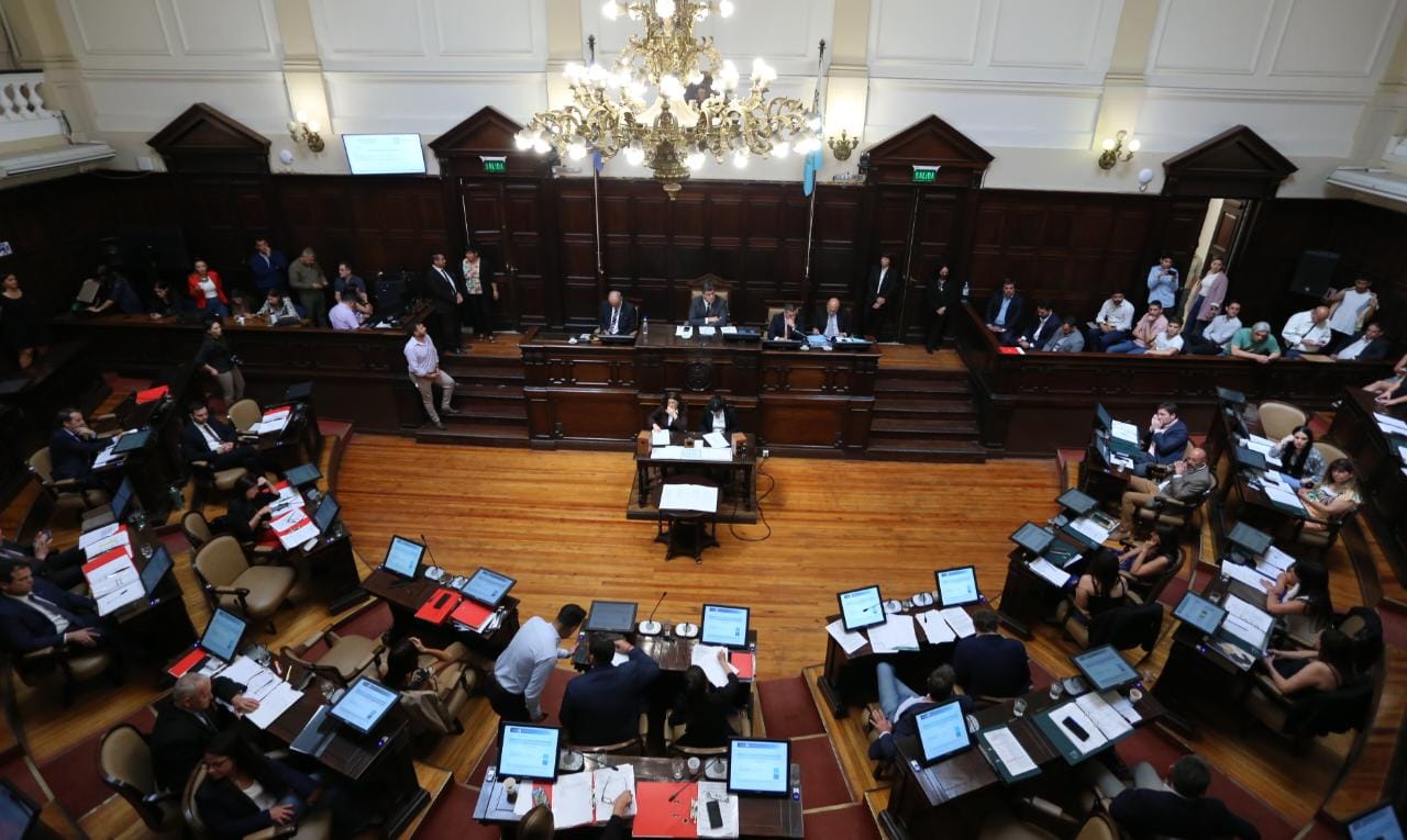 debatieron sobre las principales leyes económicas para Mendoza
