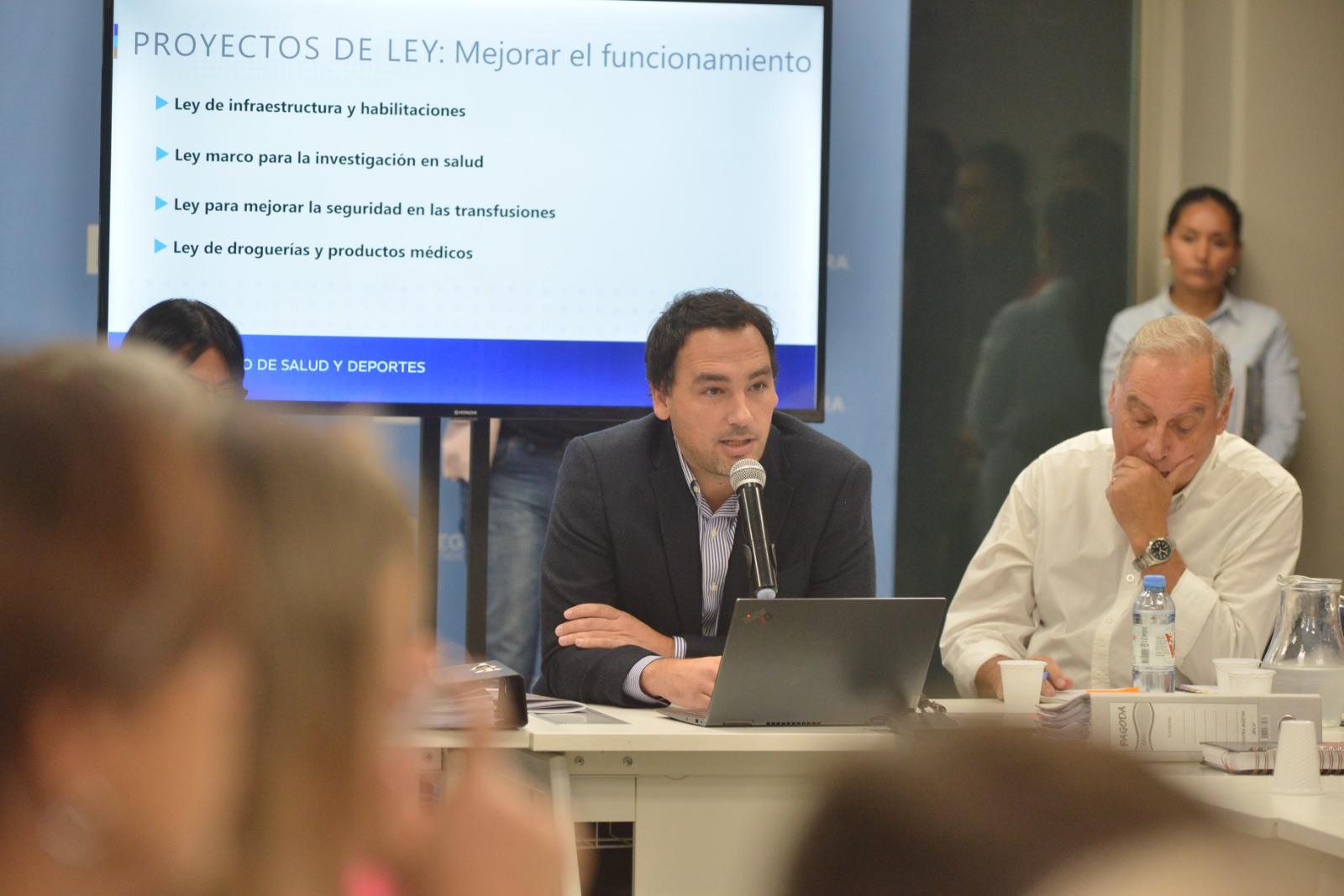 tratamiento en Comisiones de los tres proyectos contenidos en el Plan Provincial de Salud 