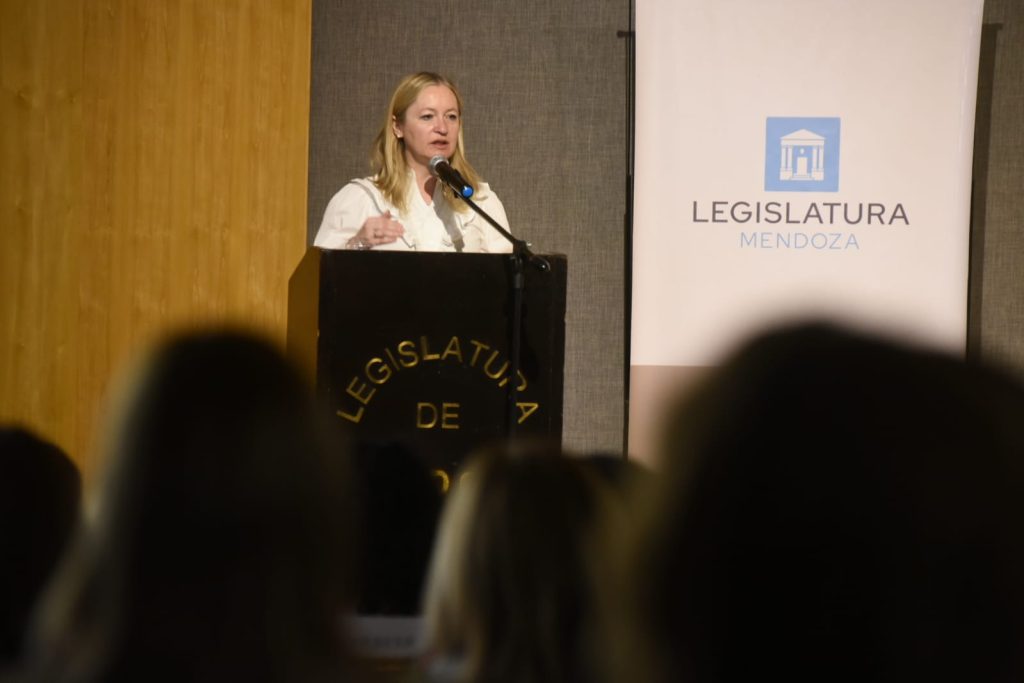 Encuentro “Mujeres en Acción: construyendo una Mendoza más igualitaria”