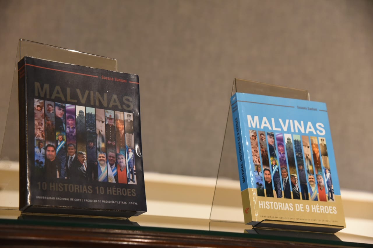 libros “Malvinas 10 Historias 10 Héroes” y “Malvinas Historias de 9 Héroes” 