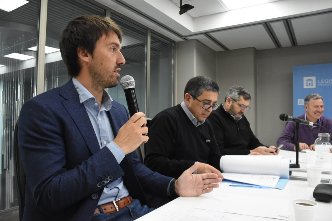 Inició el tratamiento para regular el uso de videocámaras y ampliar eventos en la orden del día local