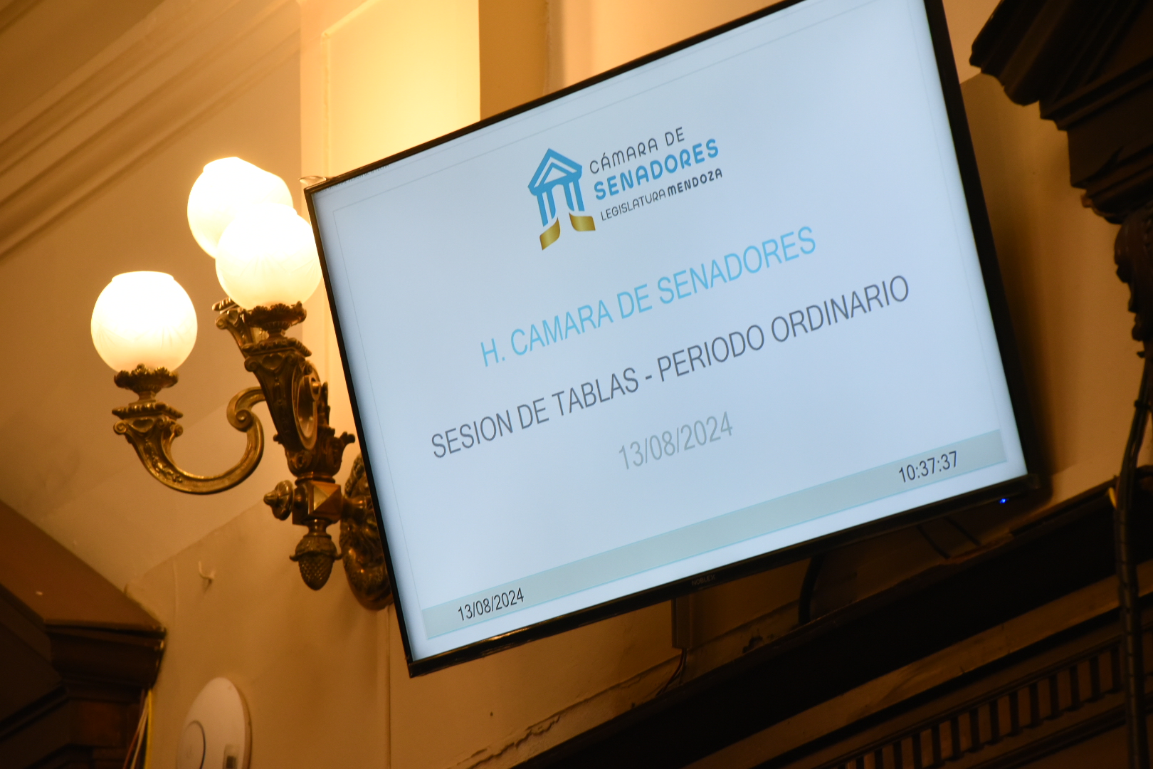El Senado aprobó diversos proyectos durante su sesión de tablas