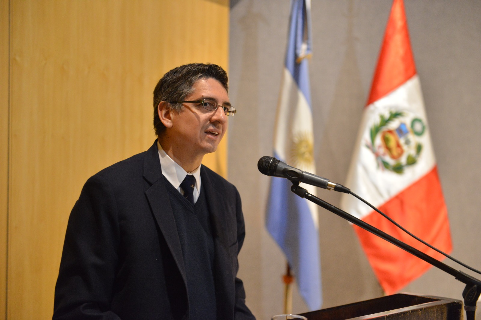 La Legislatura de Mendoza abre sus puertas a la comunidad peruana 