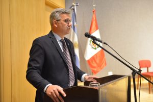 La Legislatura de Mendoza abre sus puertas a la comunidad peruana
