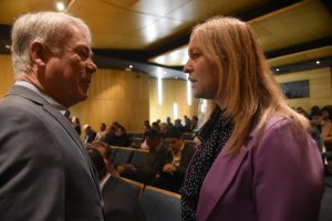 Hebe Casado destacó los desafíos de la inteligencia artificial