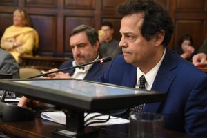 aprobó diversos proyectos durante su sesión de tablas