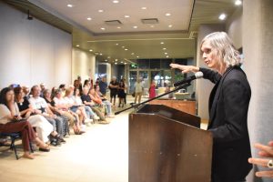 El artista Andrés Casciani expone su arte en la Legislatura de Mendoza