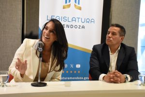 El Senado de Mendoza distingue al programa televisivo WINERIDE por su aporte al turismo y a la cultura