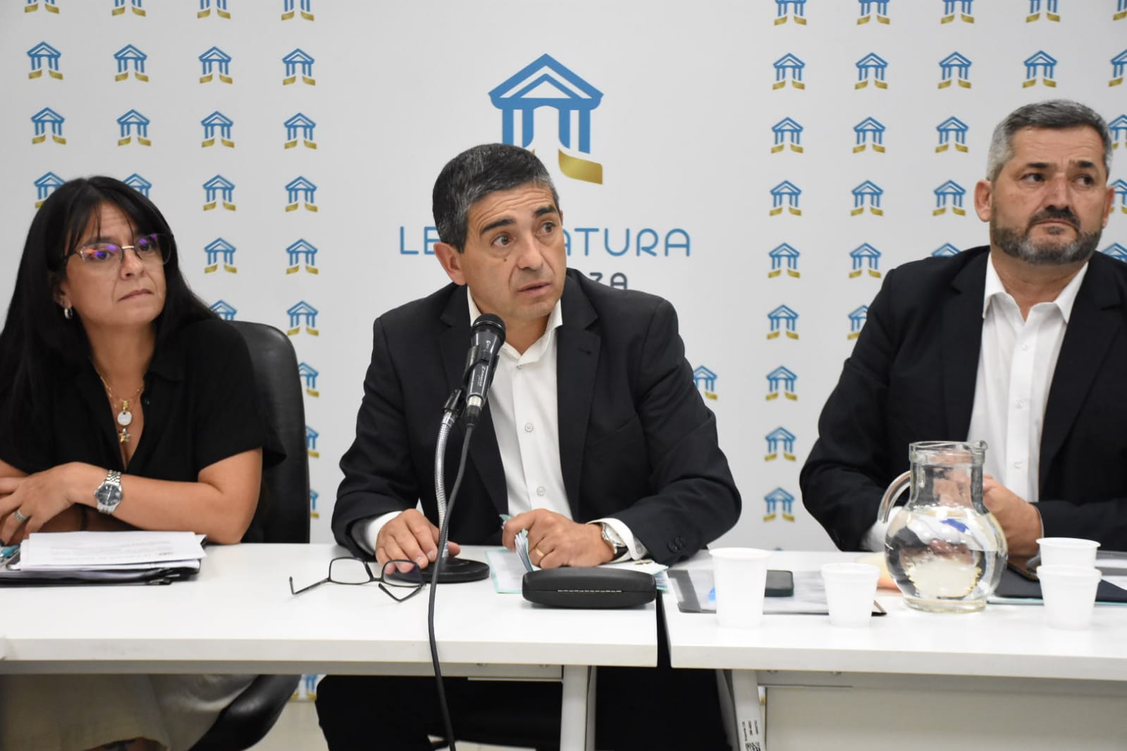 Avances en la Ley General de Aguas: senadores avalan modificaciones clave para su implementación