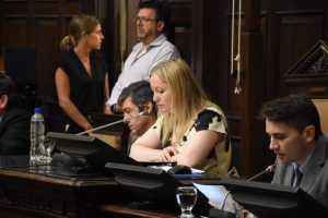Fueron aprobados reconocimientos a figuras destacadas de la gastronomía y de la actividad comercial local