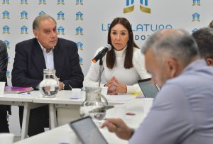 Legisladores abordaron la problemática de las apuestas online en adolescentes y el uso de tecnologías en las aulas
