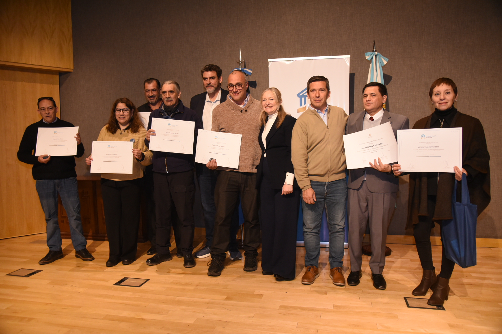 Reconocimiento a empleados legislativos por sus 25 y 40 años de servicio