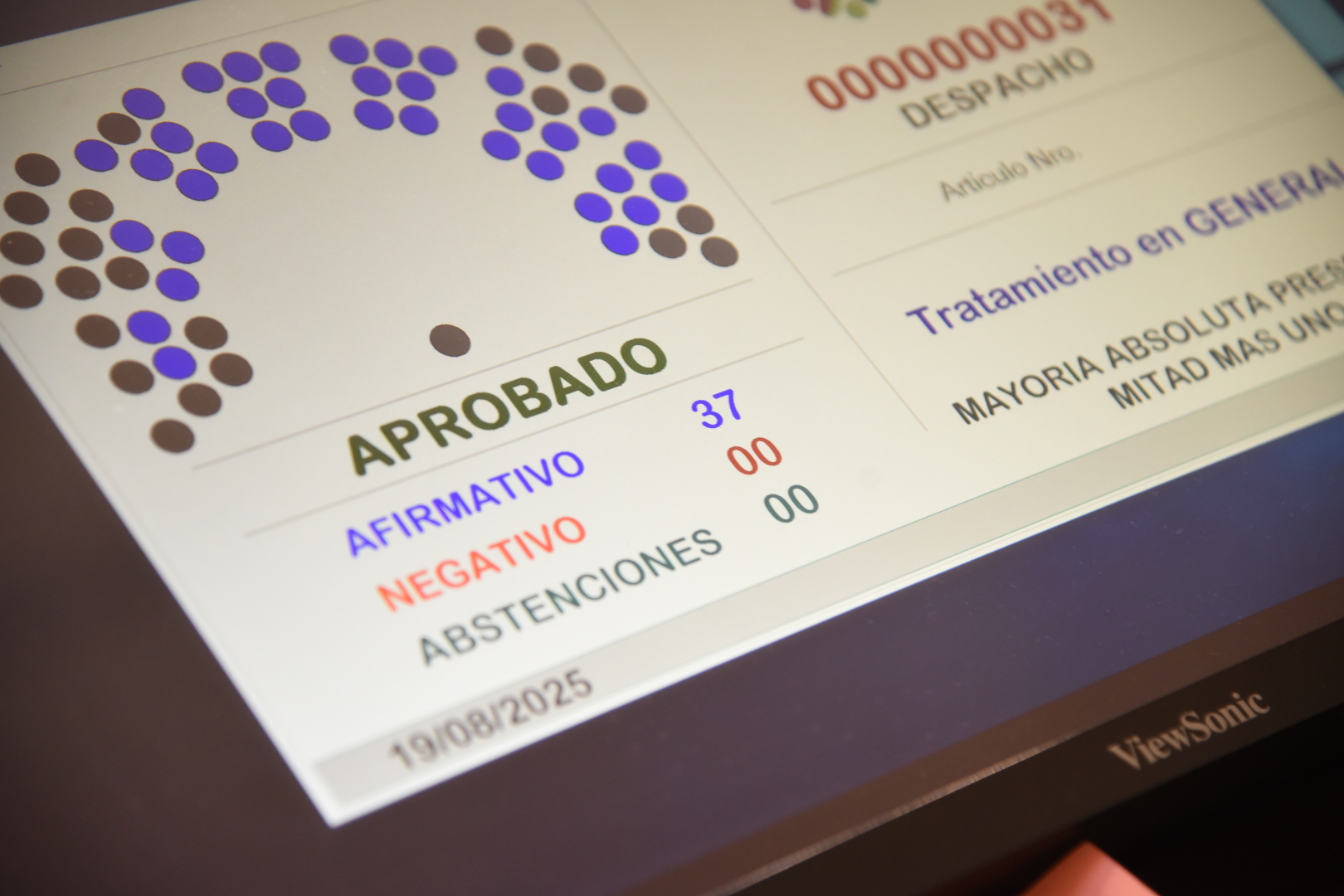 El Senado aprobó la extensión de la antigüedad permitida para vehículos de transporte de pasajeros