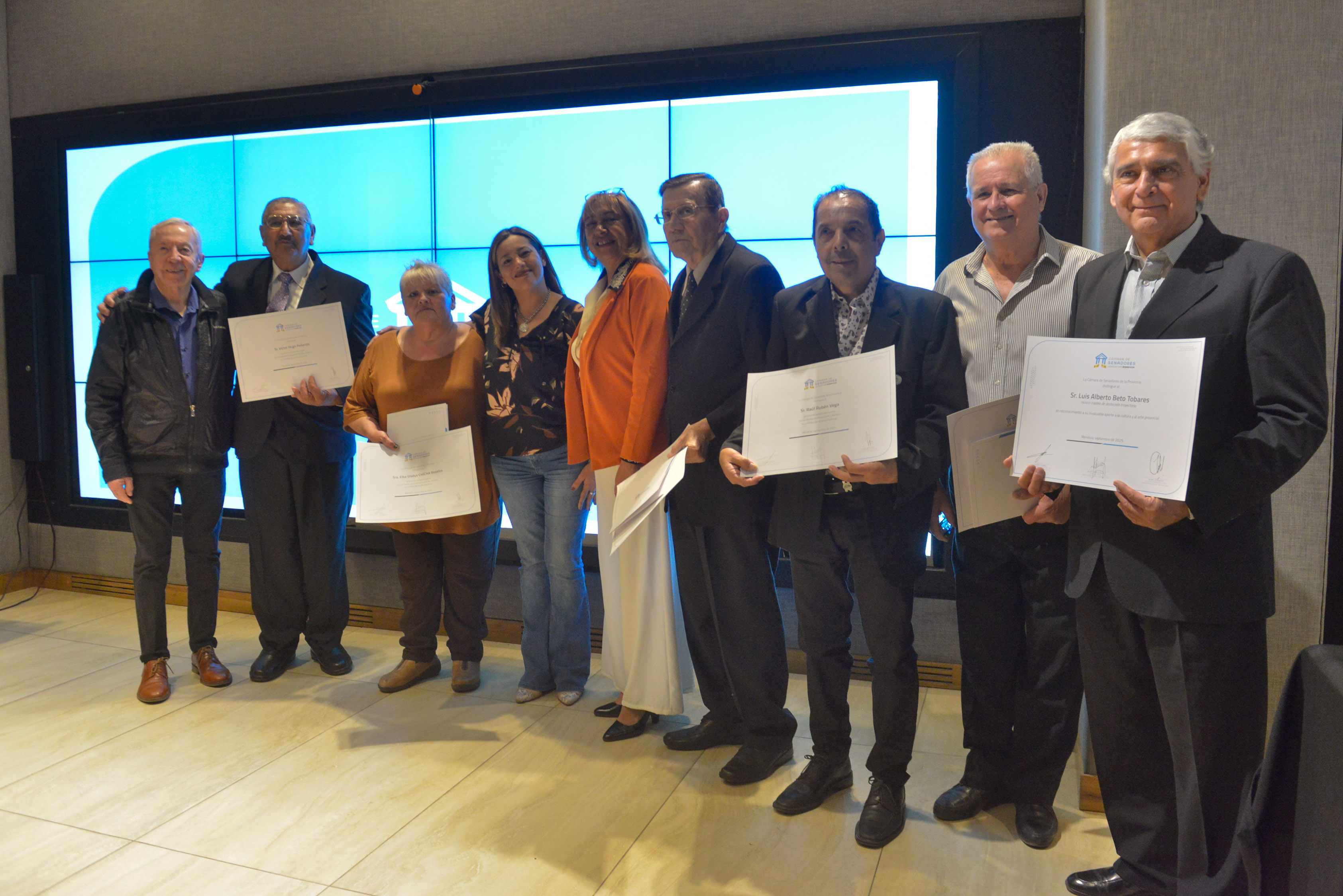 Reconocimiento a artistas cuyanos