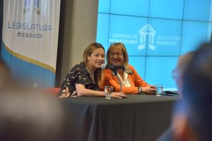 Reconocimiento a artistas cuyanos