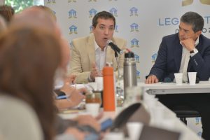 El Senado dio despacho al proyecto que regula el transporte a través de plataformas electrónicas